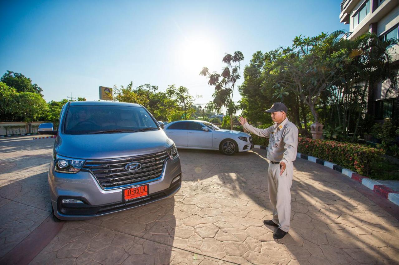 Phanomrungpuri Hotel Buriram Nang Rong Ngoại thất bức ảnh