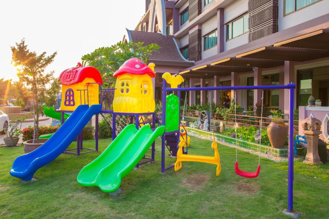 Phanomrungpuri Hotel Buriram Nang Rong Ngoại thất bức ảnh